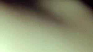 surpresa inesperada no encontro do tinder com sogra em casa e sexo proibido nas escadas muito tesão