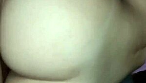 surpresa inesperada no encontro do tinder com sogra em casa e sexo proibido nas escadas muito tesão