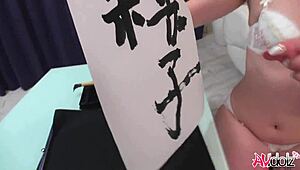 Oh wow, watch Renka Shimizu sucking that cock so deep while she's writing on paper, totally uncensored! It's intense!