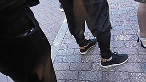 File8 cosplay contrasts intricate costumes with creative role-play elements in a unique setting.