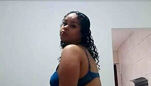 i love showing off my big ass and chubby latina body while dancing funk putaria. those peitinhos look so tasty on camera for you