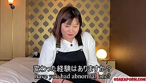 27-letnia gruba Japonka amator Mako tryska dziko w kankowym wywiadzie z zabawkami 💦