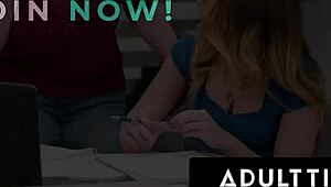 Stepbae Chanel Camryn Tempts Stepmom Dee Williams into 69 Facesitting and Pussy Licking Orgasm