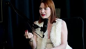 What makes tantric sex different from traditional with Reh Queen's fingering tip?