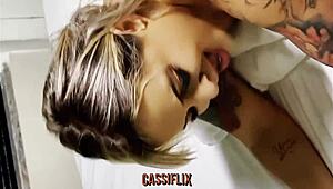 สาวลาติน่าบลอนด์สาวใหญ่ตูดใหญ่ยักษ์นมเด้งโชว์สุดเหวี่ยงแล้วขย่มเย็ดตูดโฮมเมดดิบๆ สาวแทนแดดชอบโดนเย็ดหมาดุๆ ปากรูตูด