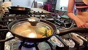 Who Knew Clean Eating Could Be This Fun With Aurora Willows?