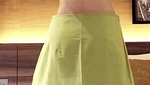 Hey, check this Japanese beautiful girl in a navel-baring outfit.
