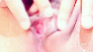 Clit masturbation session with some relaxing vibes