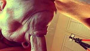 Бабинята Велма Динкли решава случая с хуесане с отворен халат