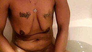 i love shaving my ebony milf pussy smooth then soaking in the bath