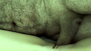 Close-Up Memek Baby Sitter Amatir Dihantam Keras Creampie Cumshot