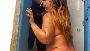 boss lady lures builder alone in toilet for wild vagina fuck session