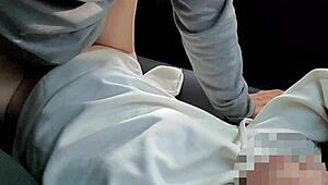 Наложиха ми се вкъщи, после ме ебаха в кола, кремпай колкото си щат на тая курва милф домакиня!!