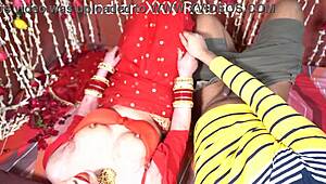 ओह इंडियन देसी स्टेपमॉम की टाइट चूत मिशनरी स्टाइल में चोदने में कितनी मजा आया!