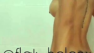 Craving Flak Helen and Helen Fox