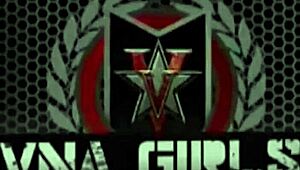 Sexy blonde milf kimber lee peels tight shorts off big pussy lips and tits