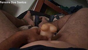 wanna watch kleber cum hard with his favorite toy during workout