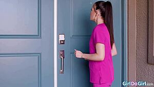 Smag på den lækre glatte fisse babe, den er uimodståelig