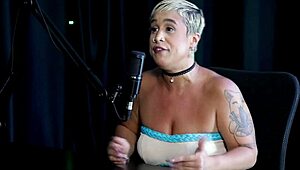 Naked blonde gets erotic massage after regretful date fuckup!