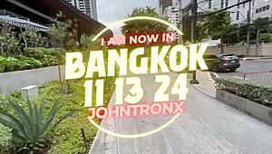 johntronx ก้มสาวเอเชียตัวเล็ก 18+ เย็ดท่าหมาแตกในข้ามเชื้อชาติ
