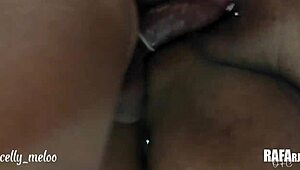 Eu gozei no cuzinho da empregada latina rabuda e peituda