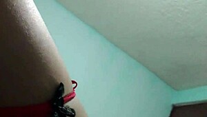 Would you pay for Luna's sexy dance and wild cowgirl ride?!