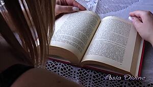 damn that italian troia gets fucked hard on table till cock explodes on her wet pussy