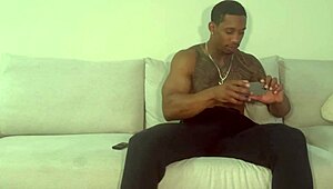 follo a mi vecina curvy ebony en el baño de la piscina rough doggy hasta el orgasmo 🍑🏊‍♀️💦🔥