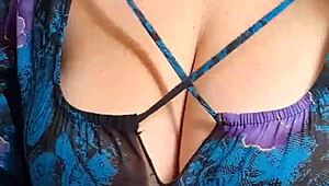 Mature Amateur Blonde Reveals Big Natural Tits And Pussy Lips In Shorts