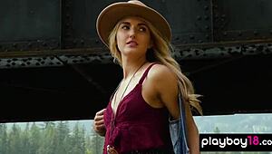 imagine anna katarina stripping naked outdoors strumming her guitar sexy