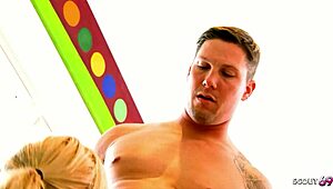 Ginger Kelly surfer teen with tiny tits chats then quick fucks stranger 😏💦