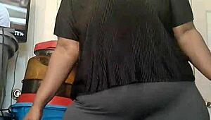 Dominican housewife shows off her nasty juicy ass