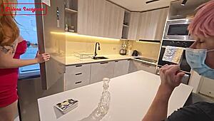 ¡No Tengo Cena Listo y Mi Esposo Me Castiga con Creampie Doggystyle!