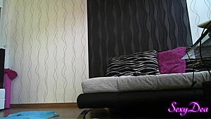 sexydea the pawg shakes ass then squirts with hitachi