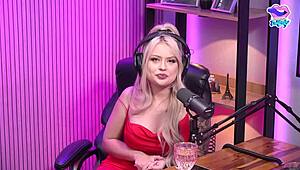 she moaned for two hotties oh yeah