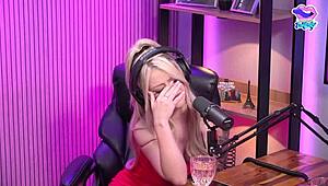 she moaned for two hotties oh yeah