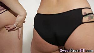 Teen lesbian cougar babe fingers and licks in threesome