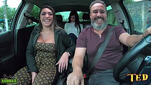 hey, paola venturine and gabriela andrade stop traffic with naked street car putaria!