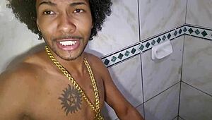 baiana pretinha sucks big cock deep then bends for bareback pussy fuck 🚿🍆