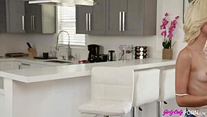 hey aiden and jessie, friends licking pussy and scissoring now?