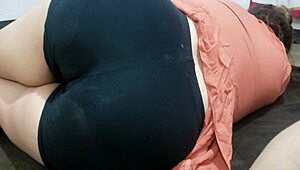 Bent Over Yoga Milf Gets Big Ass Doggystyle in Homemade Gym Pound