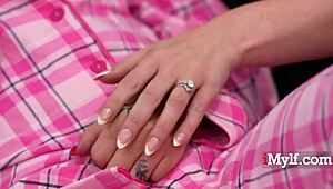 oops fumble yeah do it between my legs sydney paige katee vi mylf