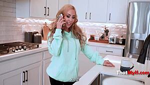 아마추어 아시아 밀프 핑크 보지 처녀딜도 190일 클로즈업