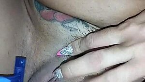 lenev8 the big ass pierced prostitute tells you to watch her full webcam pussy show and reply