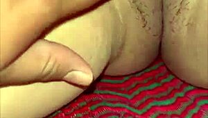 ay papi, this latina puta sucks n rides client's cock till he busts his load