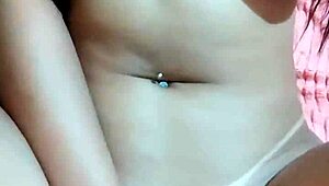 QUERO FODER ESSA ARANHA MOLHADA JÁ COM TANTO TESÃO??