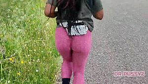 damn that ebony with huge ass in leggings running alone thru forest 🍑🏃‍♀️🌲