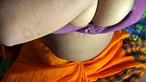 devar fingers bhabhi to squirt after deepawali mms