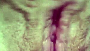 aussie wife masturbates horny till she cums hard 😩💦