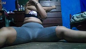 whoa check out this very sexy brunette's big curvy ass while she works out hard